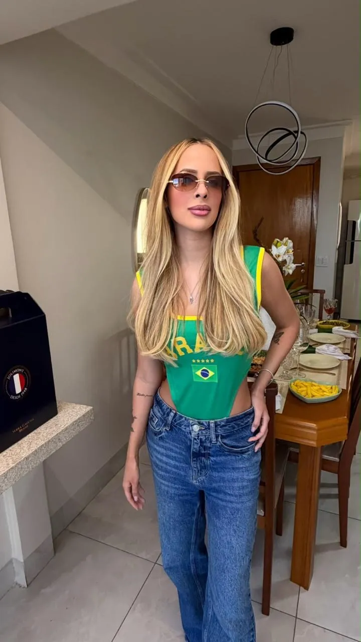 Bianca Andrade 10
