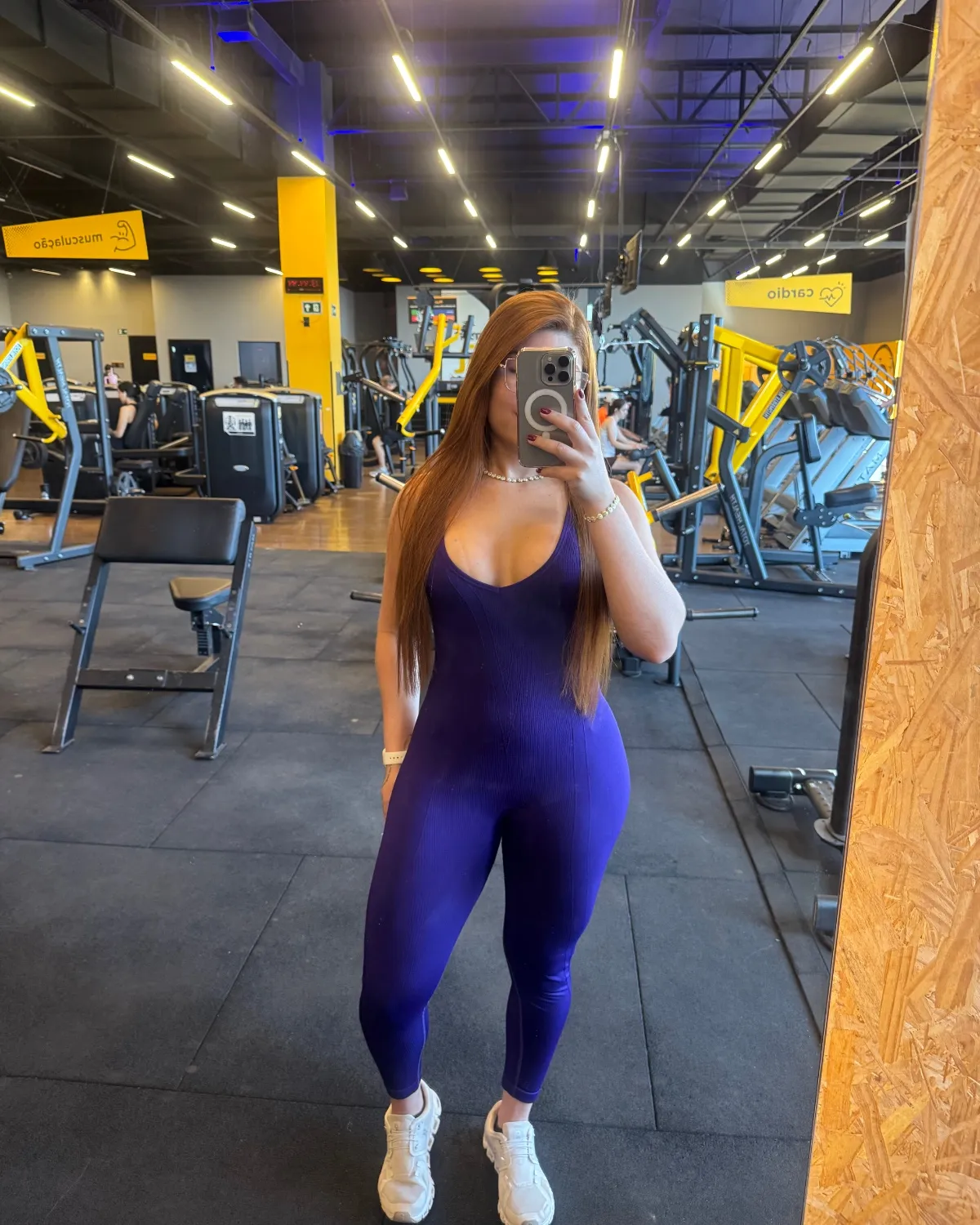 Sabrina Ruiva 24