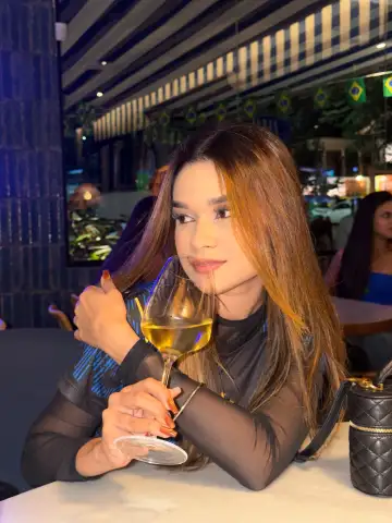 Ayla 15