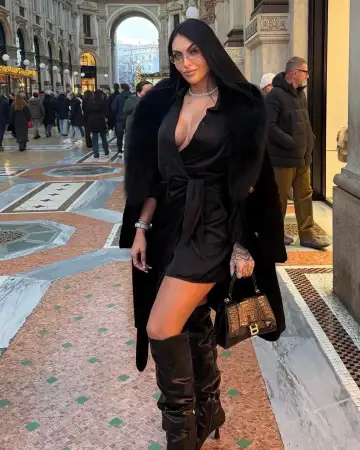 Sofia 16