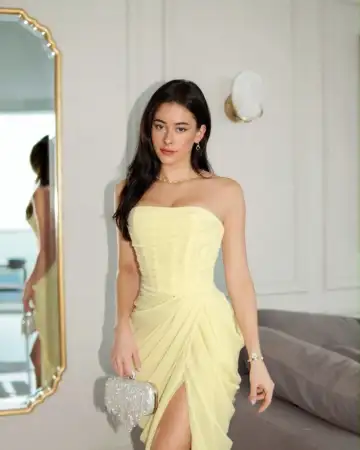 Valentina 12
