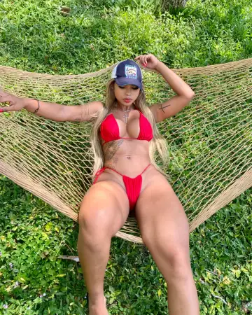 Paola 9